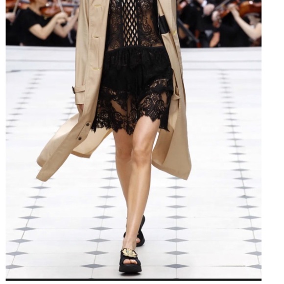 Burberry Prorsum Vogue SPRING 2016 Black Sandals Size 40 - Picture 15 of 16